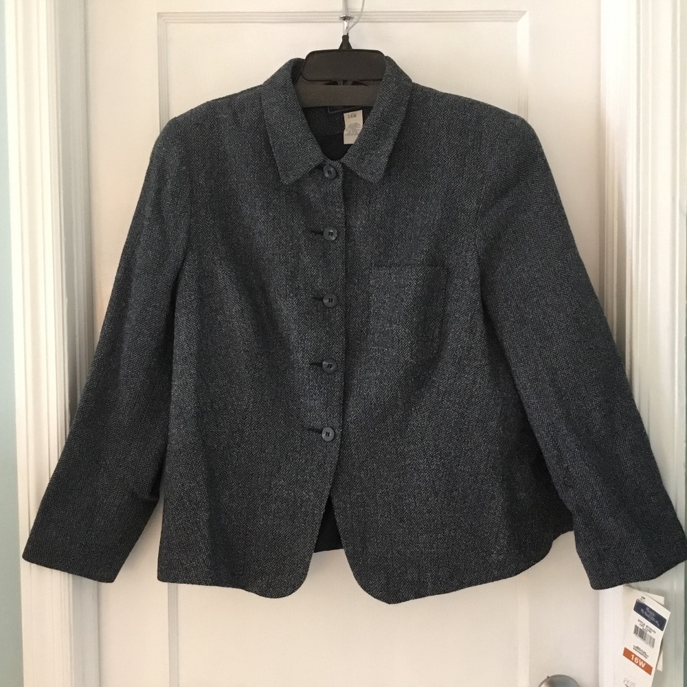 Maggie McNaughton black & blue tweed jacket, buttoned, lined, size 16W, NWT